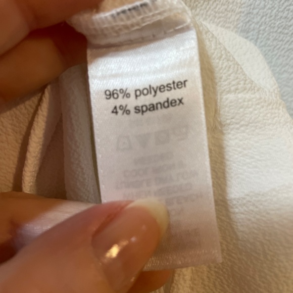 Women XXL Beautiful and Simple Lightweight White Tank Blouse Summer Top - Picture 6 of 6